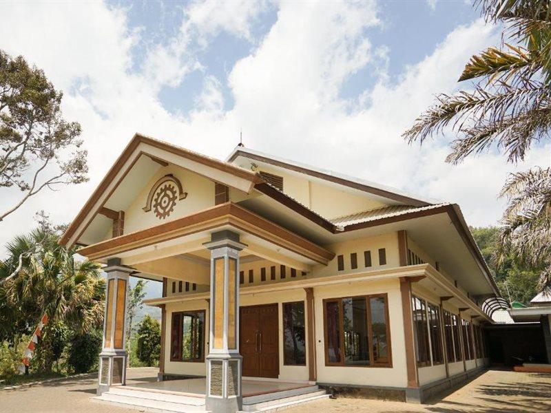 Hotel Bumi Bermi Permai Near Bermi Eco Park Mitra Reddoorz Probolinggo Exterior photo