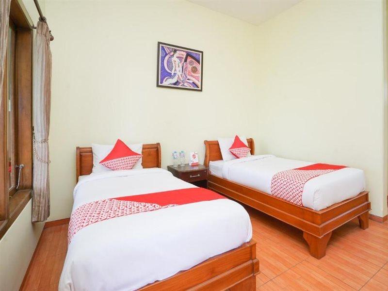Hotel Bumi Bermi Permai Near Bermi Eco Park Mitra Reddoorz Probolinggo Exterior photo